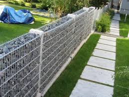 Originalideen Fur Gartenzaune 26 Fotos Zaun Garten Gabionenzaun Modernes Zaun Design
