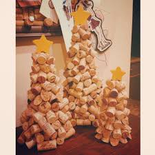 There are so many creative projects one can create with wine corks. Diy Wine Cork Christmas Tree Diy Aficionado