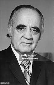 223 Thornton Mayor Stock Photos, High-Res Pictures, and Images