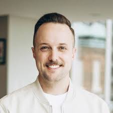 Aaron Amon's Instagram, Twitter & Facebook