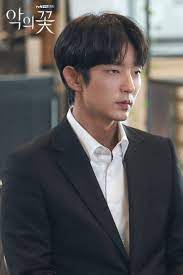 For the 57th baeksang arts awards, 'it's okay not to be okay' swiped the most nods with as many as eight along with 'beyond evil' who snagged seven nominations Metro K Drama Round Up Metro Editors React To The Finale Of Flower Of Evil Metro Style