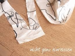 3.) schuhschachteln werden zu dekorativen aufbewahrungsboxen, wenn man sie mit stoffresten bezieht. Tutorial Teppich Hakeln Aus Stoffresten