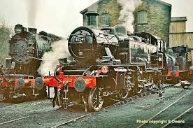 This dining set includes four fantastic slatted dining chairs made of beech. David Heys Steam Diesel Photo Collection 05 Train Spotters 2