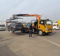 Isuzu 700P Accident Recovery Truck | 6-Ton Towing & Transport Wrecker with  Integrated Flatbed