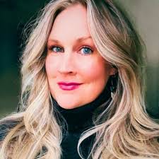 Data Facts is proud to announce the nomination of their Chief Revenue  Officer, Julie Henderson, to Women We Admire's 2023 list for the Top 50  Women Leaders of Tennessee.