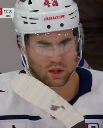 Tom Wilson is an absolute WARRIOR 😳