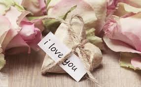 En este día del padre 2021 te proponemos 85 frases para que puedas felicitar a tu papá como se merece. Frases De San Valentin En Ingles Para Amigos Y Enamorados