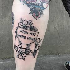 We Re Just Two Lost Souls Swimming In A Fish Bowl Year After Year Umschlag Tattoo Korper Tattoos Und Armeltatowierungen