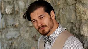 Cagatay Ulusoy Un Son Hali Olay Oldu Gorenler Saskina Dondu