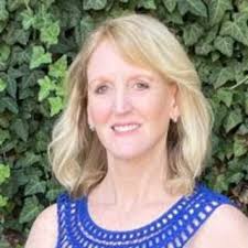 Leeanne Shaw's Instagram, Twitter & Facebook