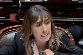 Roxana Reyes archivos