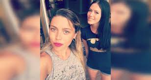 En almería se funda la unión deportiva almería. Daniela Aranguiz Protagonizo Sensual Sesion De Fotos Junto A Su Hermana Fernanda Machuca Tv Y Espectaculo Biobiochile