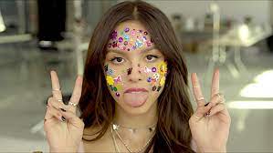 This song book is based on the studio album sour by olivia rodrigo. Sour Has Fans Comparing Olivia Rodrigo And Taylor Swift