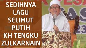 Lirik selimut putih oleh fadly. Menyentuhnya Lagu Selimut Putih Versi Kh Tengku Zulkarnain Youtube