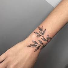 My wrap around wrist of flowers done by laura morkūnaitė at ink factory, kaunas, lithuania. Pin By Ann Terz On Tatu Wrap Around Wrist Tattoos Flower Wrist Tattoos Wrist Tattoos For Women