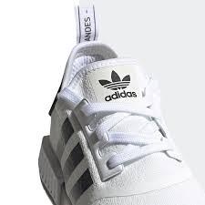 Adidas schuhe versandkostenfrei im spiellegenden online shop adidas nmd herren sale adidas nmd herren sale. Adidas Nmd R1 Herren Sneaker Boost Turnschuhe Schuhe Weiss Schwarz Eg7410 Durchstarteer