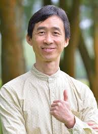 Kim Chai's Instagram, Twitter & Facebook