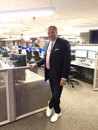 He will be inducted friday night into the oklahoma association of broadcasters hall of fame during a banquet at the tulsa southern hills marriott. Kwtv News 9 Happy Birthday News9 S Kelly Ogle Is Facebook