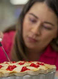 Made in Tampa: The Cake Girl