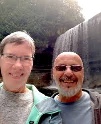 Why is my 130MAX throttle sticking and how to fix it?