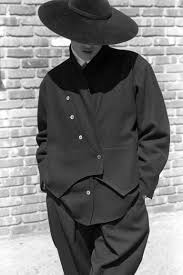 Yohji Yamamoto The Japanese Designer Who Redefined Avant Garde Fashion Yohji Yamamoto Yamamoto Paris Fashion Week Runway