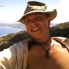 Listen to Richard's conversation with Sophie Matterson, who fell in love  with camels at first sniff after she spontaneously took a job at a camel  dairy. https://ab.co/40Z9NJ5 As Sophie learnt more and