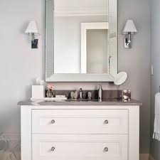Small vanity, doesn't matter much either way. 17 Classic Gray And White Bathrooms