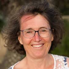 Amazon.com: Magic and Miracles: 21 Real Life Experiences from the Edges of  Logic and Science eBook : Pennington, Andrea, Banff, Charlotte, Conradi,  Stephan, Dybendahl, Trude, Eke, Karin, Goldstein, Halina, Winter Graugaard,  Gitte,