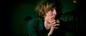 Resurrect Dead: Dokumentar og detektivhistorie