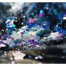 Pin By Kristen On Twinkle Twinkle Sparkle And Fade Holiday Decor Grunge Aesthetic