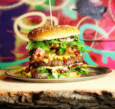 In berlin sinkt in berlin auf 15 grad, in brandenburg kann es sogar auf 10 grad heruntergehen. Bbi Berlin Burger International Neukoellnfoodie