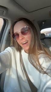 Looking for roommates at CofC in the fall as a junior. Note: I was unable  to identify the person's