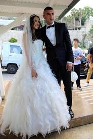 Bunlardan bir tanesi de bu gün kıyacağım burak yılmaz ve i̇stem kızımızın nikahı. Burak Yilmaz 2 Yil Once Bosandigi Istem Atilla Ile Yeniden Evleniyor