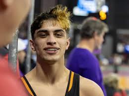 Eureka's undersized heavyweight, Wes Banks, thriving at 285