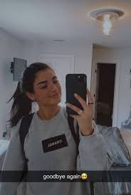 28 Images About Dixie D Amelio On We Heart It See More About Dixie Damelio Girl And Dixiedamelio In 2020 Dixie Charlie Video Famous Girls