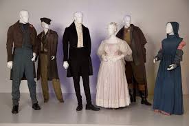 Les Mis L To R Costumes Eddie Redmayne As Marius Samantha Barks As Eponine Eddie Redmayne As Mari Costume Design Les Miserables Costumes Les Miserables