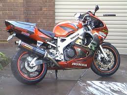 Vind nu tweedehands honda cbr 900 moto's op autoscout24, de grootste online automarkt van europa. Cbr 900 Rr Fireblade Sc28 Honda Jack Up Kit