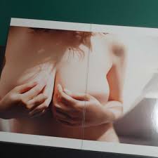 篠崎愛 ラミネート加工 写真集 切り抜き 12ページ 巨乳 美乳 美尻 アイドル グラビア