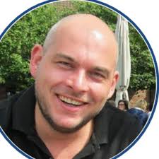 Vanaf vandaag werkzaam bij de Volckaert als psycholoog in opleiding! Na een  half jaar stage te hebben gelopen bij de Volckaert, mag ik vanaf heden aan  de slag als psycholoog. De komende