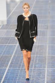 Discover (and save!) your own pins on pinterest. Pin On Anja Rubik Runway