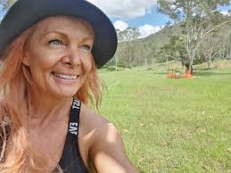 Carbon_Dating: The Art, Science, Culture and Conservation of Australian  Native Grasses: Site Page