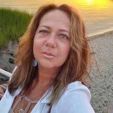 Never judge by the cover. Disssapointing experience from such a beautiful  Chateau!