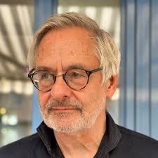 Can AI models be easily guided into producing erroneous output?