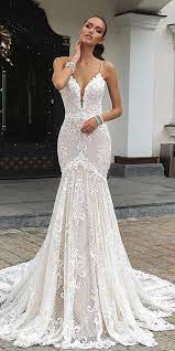 36 Lace Wedding Dresses Get Inspired With Our Lace Wedding Dresses Gallery From Famous Designers Their R Prenses Gelinlikleri Gelin Elbisesi Bohem Gelinlik