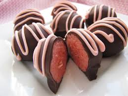 Strawberry Cake Balls Delicious As It Looks