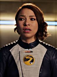 Ralph Giving Caitlin Size