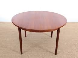 Our branch round dining table is a substantial dining table with a subtle branch design made from a metal inlay. Mid Century Modern Danish Round Dining Table In Teak 4 8 Seats Galerie Mobler