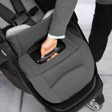 Chicco Bravo Le Trio Travel System Silhouette Chicco Bravo Travel System Chicco Bravo Stroller