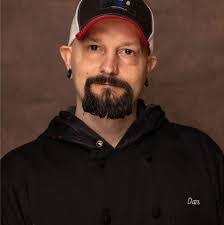 Lauri Ferguson's Instagram, Twitter & Facebook