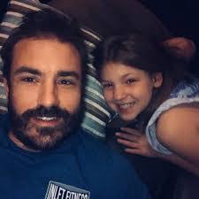 Ryan Mellott's Instagram, Twitter & Facebook